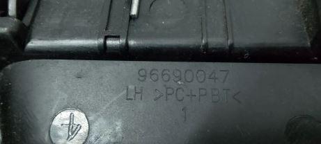 Chevrolet Spark III M300 2009-2014 hatchback 1.0 16v petrol MT 50 kW 2013  Vonkajsie predne lave 96690047