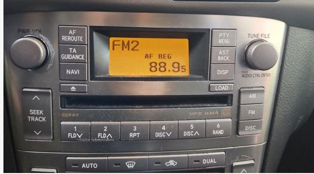 Toyota Avensis II T25 2003-2008 sedan 2.2 D4D diesel 110 kW 2005  Radio 86120-05130