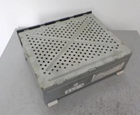 Audi A6 C6 2004-2011 sedan 2.0 TDI diesel MT 103 kW 2008  Radio  Modul/tuner radia 4F0035541E 4E0910541L