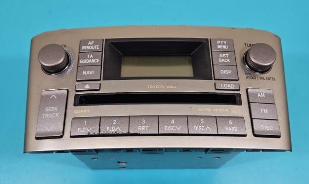 Toyota Avensis II T25 2003-2008 sedan 2.2 D4D diesel 110 kW 2005  Radio 86120-05130