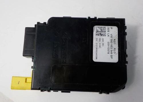 Volkswagen Golf V 2003-2009 hatchback 1.4 16v petrol MT 55 kW 2005  Snimac ulhu natocenia volantu 1K0953549BP