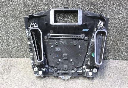 Ford Focus Mk3 2010-2018 sedan 1.6 TDCI diesel MT 70 kW 2011  Radio F1ET18K811BD