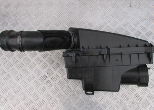 Seat Cordoba I 1993-2002 sedan 1.9 SDI diesel MT 50 kW 2001 Obal filtra vzduchu