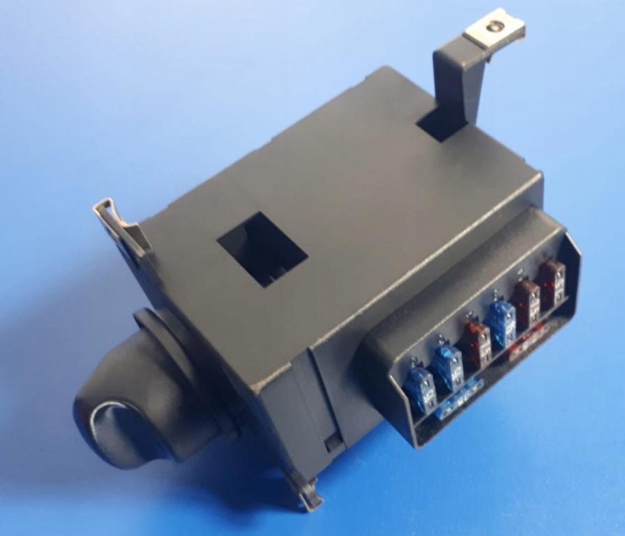 Mercedes A W168 1997-2004 hatchback 1.4 petrol MT 60 kW 1998  Spinacia skrinka A1685450104