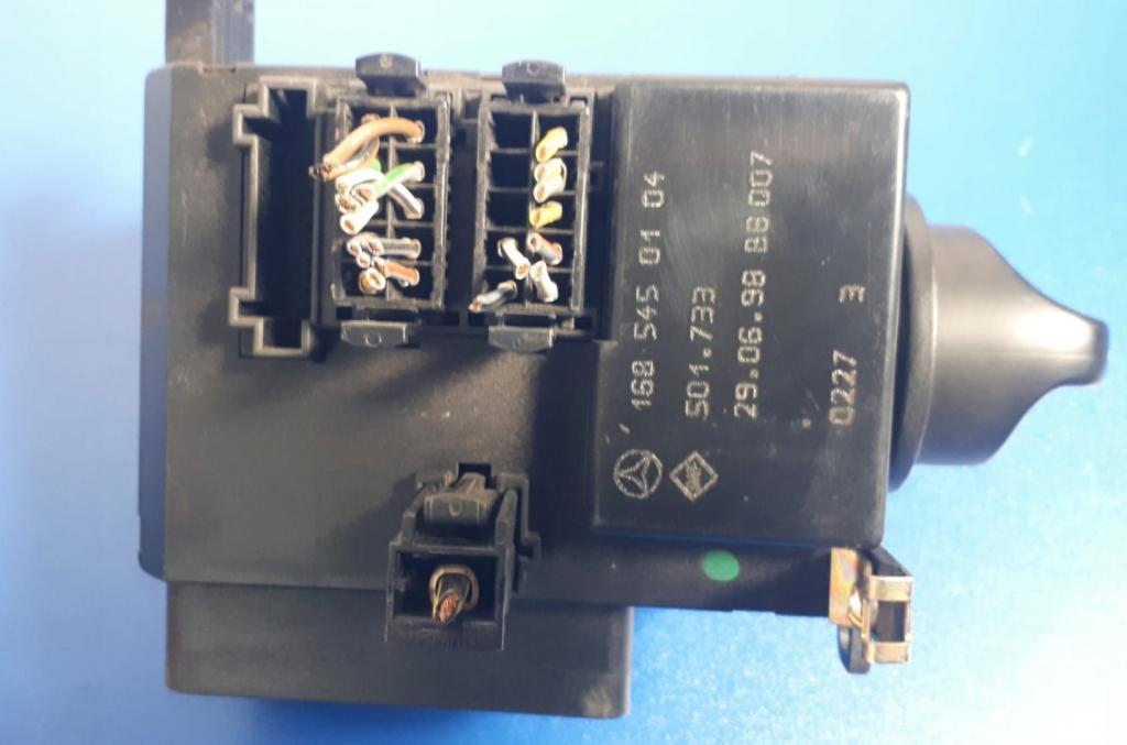 Mercedes A W168 1997-2004 hatchback 1.4 petrol MT 60 kW 1998  Spinacia skrinka A1685450104