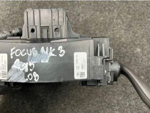 Ford Focus Mk3 2010-2018 sedan 1.6 TDCI diesel MT 70 kW 2011  Prepinacie packy pod volantom BK2T-14A664-BA