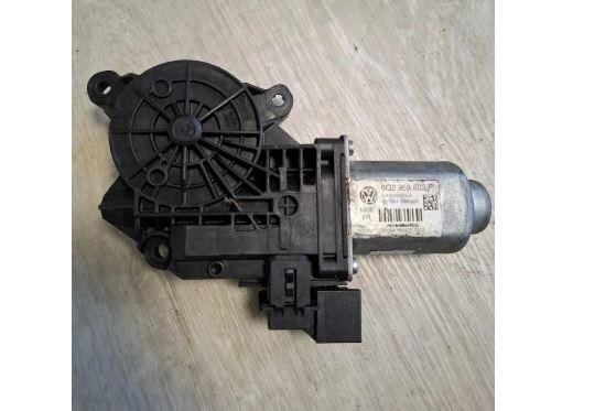 Skoda Fabia II 2007-2014 hatchback 1.6 16v petrol MT 77 kW 2007  Motorcek okien predny pravy 6Q2959802F