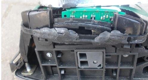 Volkswagen Passat B5 1995-2005 combi 1.9 TDI diesel AT 96 kW 2003  Rychlostna paka (kulisa) 4B0713111AL