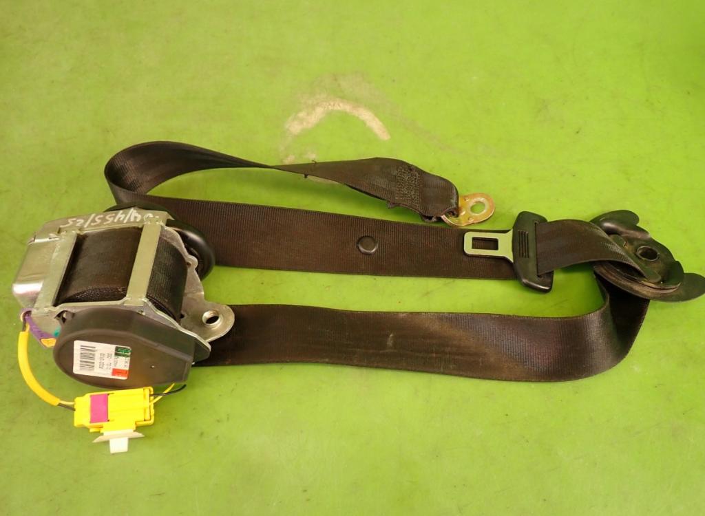 Volkswagen Golf V 2003-2009 hatchback 1.9 TDI diesel MT 77 kW 2005  pas bezpečnostný 1K4857705D 602213100