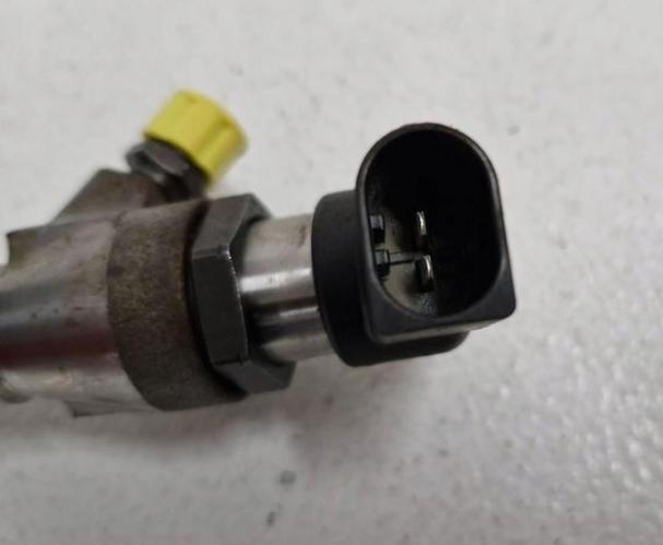 Nissan Qashqai I J10 2006-2013 hatchback 1.5 DCI diesel MT 78 kW 2007 Vstrekovač paliva