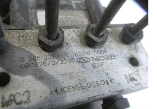 Hyundai I20 I 2008-2014 hatchback 1.2 16v petrol MT 62.5 kW 2014  Pumpa ABS 0265238004