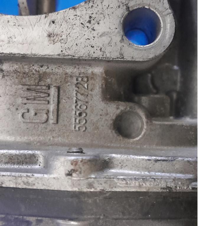 Opel Astra IV 2009-2015 hatchback 1.7 CDTI diesel MT 81 kW 2011  Škrtiaca klapka 55567728