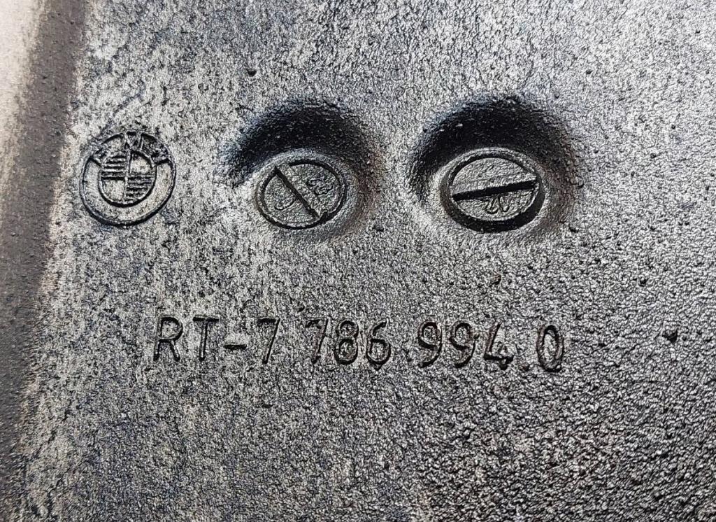 BMW 3 E46 1998-2007 sedan 2.0 D diesel MT 110 kW 2004  Olejová vaňa 7786994