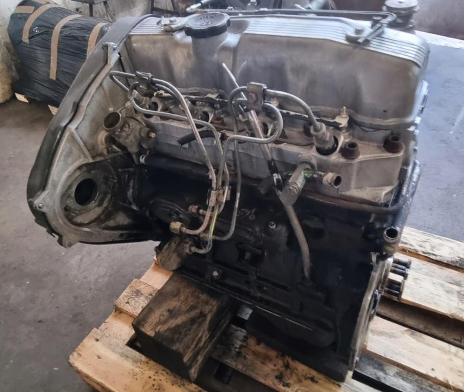 Hyundai Galloper II 1998-2003 hatchback 2.5 TD diesel MT 73 kW 1999  Motor diesel