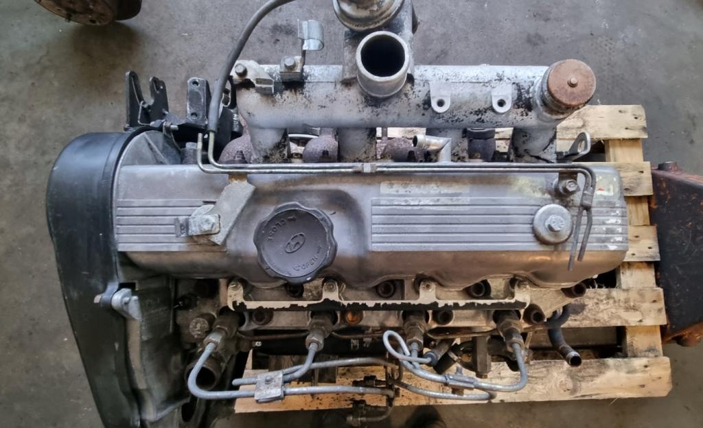 Hyundai Galloper II 1998-2003 hatchback 2.5 TD diesel MT 73 kW 1999  Motor diesel