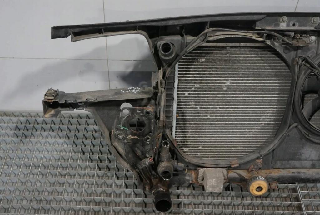 Audi A6 C5 1997-2004 sedan 1.9 TDI diesel MT 96 kW 2003  Výstuhy predné + chladic