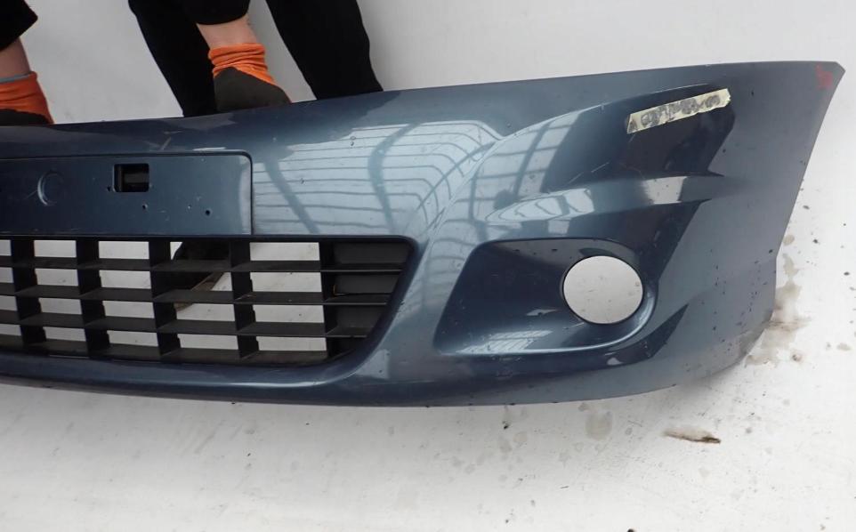 Renault Clio II 1998-2012 Nárazník predný