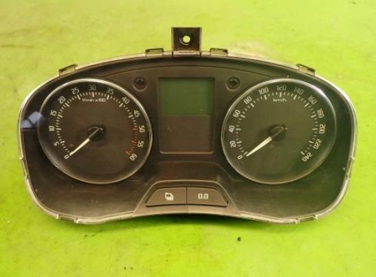 Skoda Fabia II 2012 hatchback 1.6 TDI diesel MT 55 kW 2012  Prístrojová doska, displej 5J0920811D 