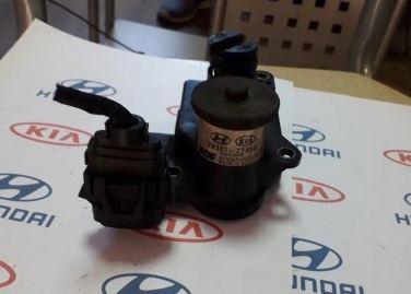 Hyundai ix35 hatchback 2.0 CRDI diesel MT 100 kW 2010  Nastavovač (klapka) sacieho potrubia 28381-27450