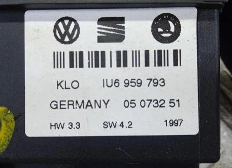 Skoda Octavia I 1996-2010 hatchback 1.4 16v petrol MT 55 kW 2001  Prepínač 1U6959793