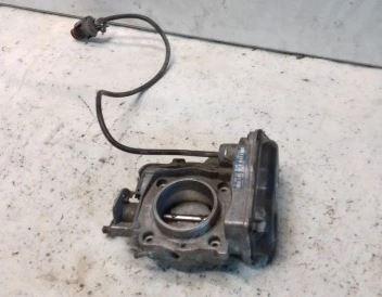 Mercedes C W202 1993-2001 sedan 1.8 petrol MT 90 kW 1993  Škrtiaca klapka 0001419125