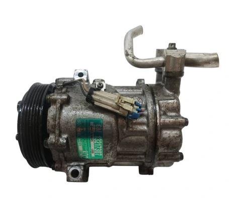 Opel Vectra C 2002-2008 hatchback 1.8 16v petrol MT 90 kW 2002  Kompresor klimatizácie 13217307