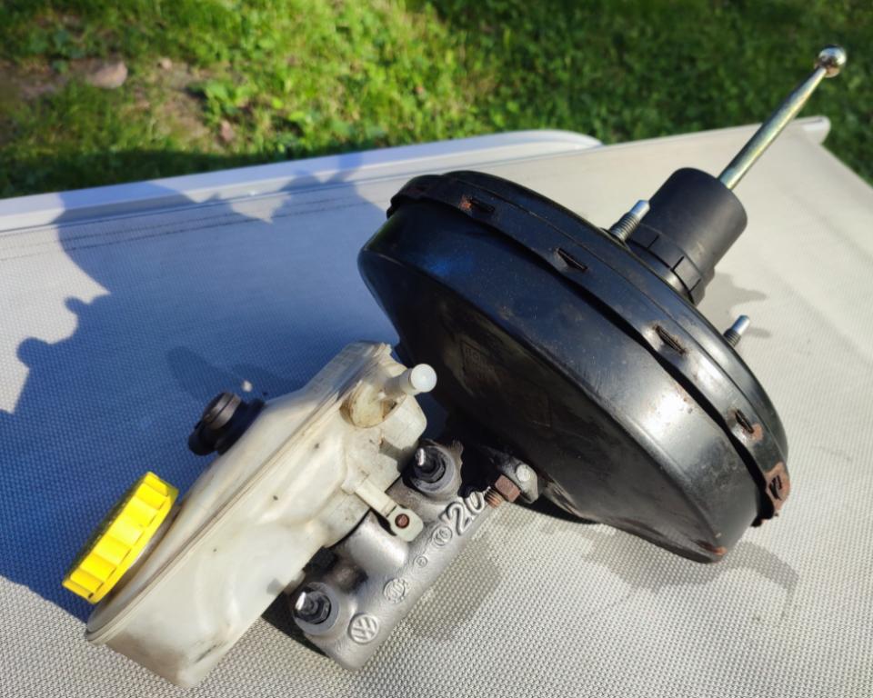 Seat Ibiza II 6K 1993-2002 hatchback 1.4 petrol MT 44 kW 2000  Posilňovač bŕzd 6N1612105H