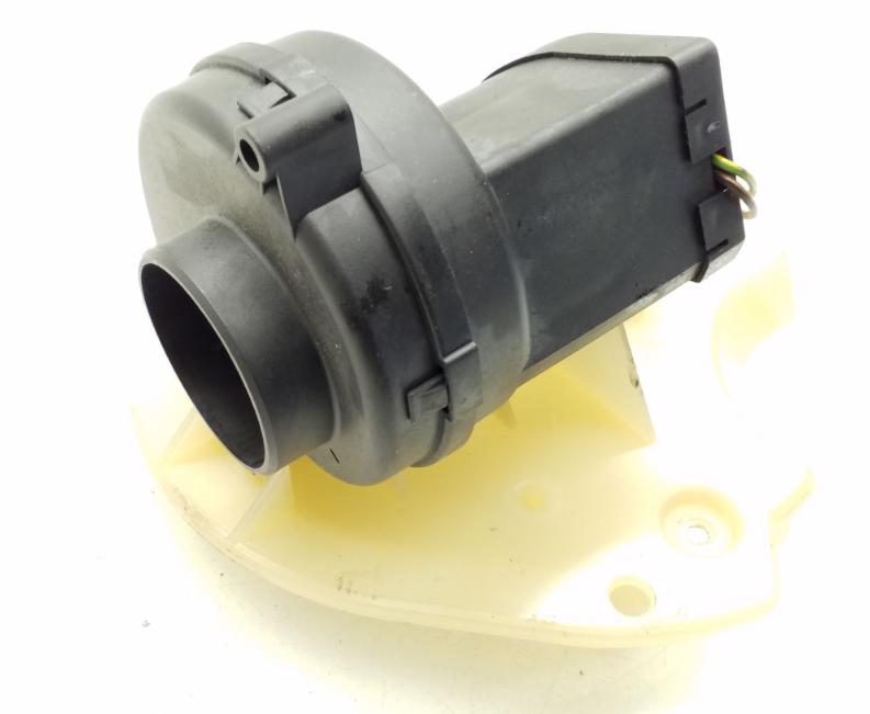 BMW X3 E83 2003-2010 hatchback 2.5 petrol AT 141 kW 2006  Ventilátor 0130002840