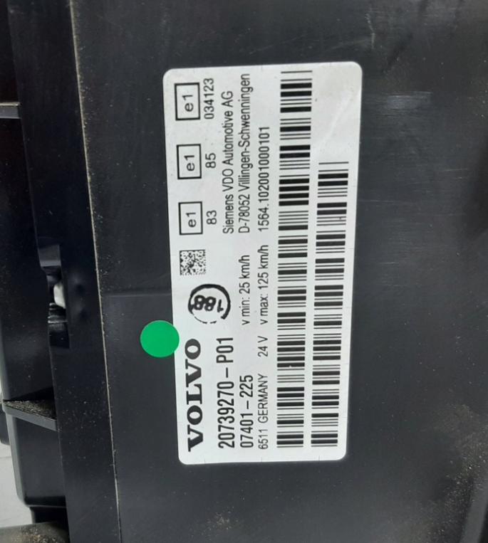 Volvo VOLVO FH520 EURO 4  Prístrojová doska 20739270-01