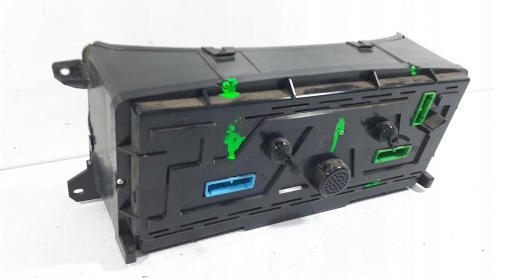 Volvo VOLVO FH520 EURO 4  Prístrojová doska 20739270-01