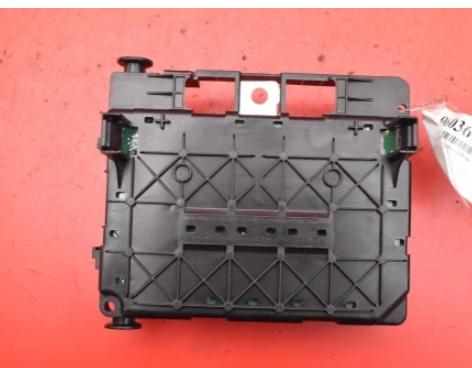 Citroen C3 I 2002-2009 hatchback 1.1 8v petrol MT 44 kW 2003  Poistková skrinka 9650618480