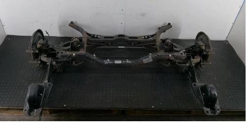Audi A3 8P 2003-2012 hatchback 1.9 TDI diesel MT 77 kW 2004  Náprava zadná 1K0505315BF