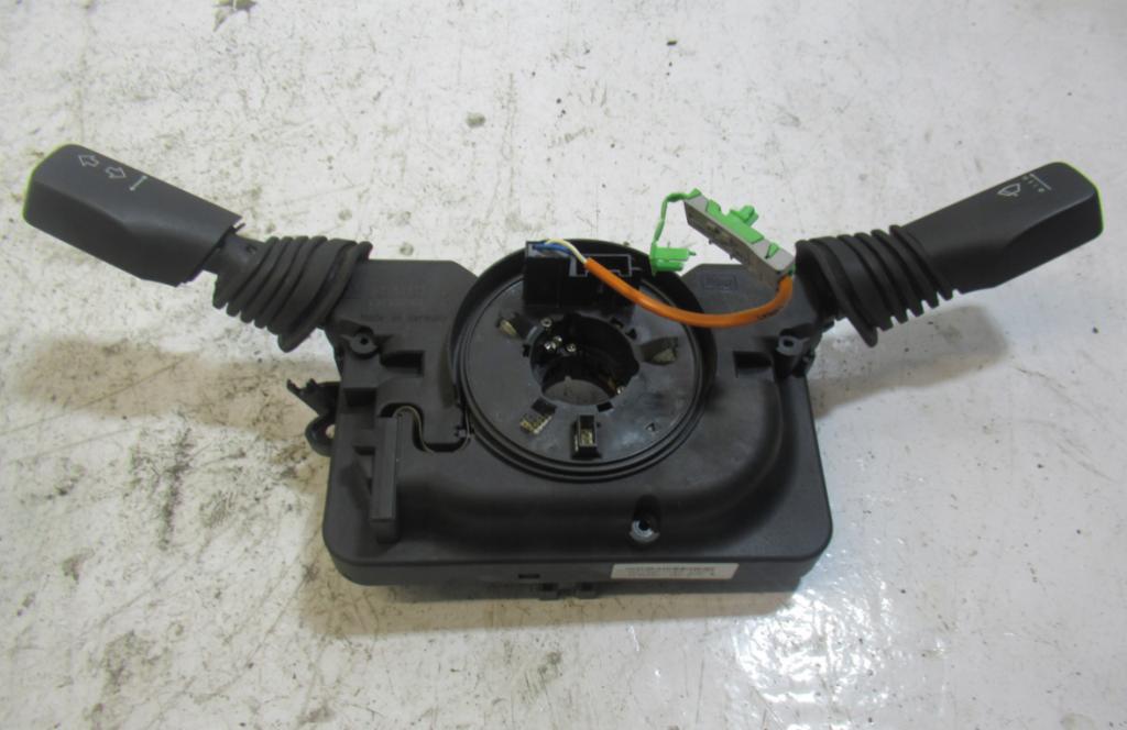 Opel Astra III 2004-2014 hatchback 1.6 16v petrol MT 77 kW 2005  Prepínač 93181313