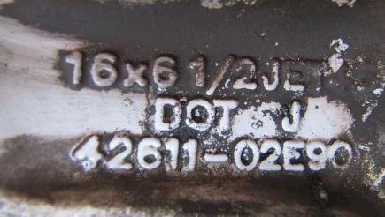 Toyota  16 6,5J 5X114,3 ET45  disk 16Hliníkový 42611-02E90
