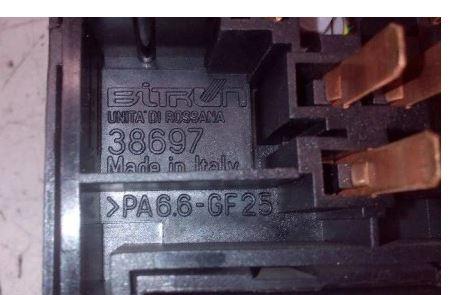 Opel Vectra B 1995-2002 hatchback 1.6 16v petrol MT 74 kW 1998  Prepínač svetiel 09228133
