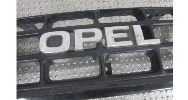 Opel Frontera B 1998-2004 hatchback 2.2 DTI diesel MT 88 kW 1999  Mriežka predná (maska chladiča)