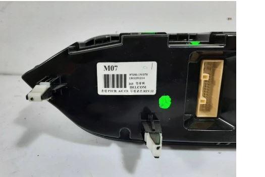 Kia Rio III 2011-2017 hatchback 1.2 16v petrol MT 62 kW 2012  Prepínač 97250-1W070