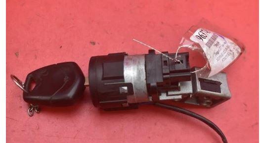 Peugeot 207 hatchback 1.4 HDI diesel 50 kW 2007  Spínacia skrinka 36393600