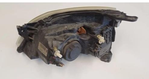 Opel Tigra B 2004-2009 1.4 16v petrol MT 66 kW 2005  Svetlo predné pravé 93162202