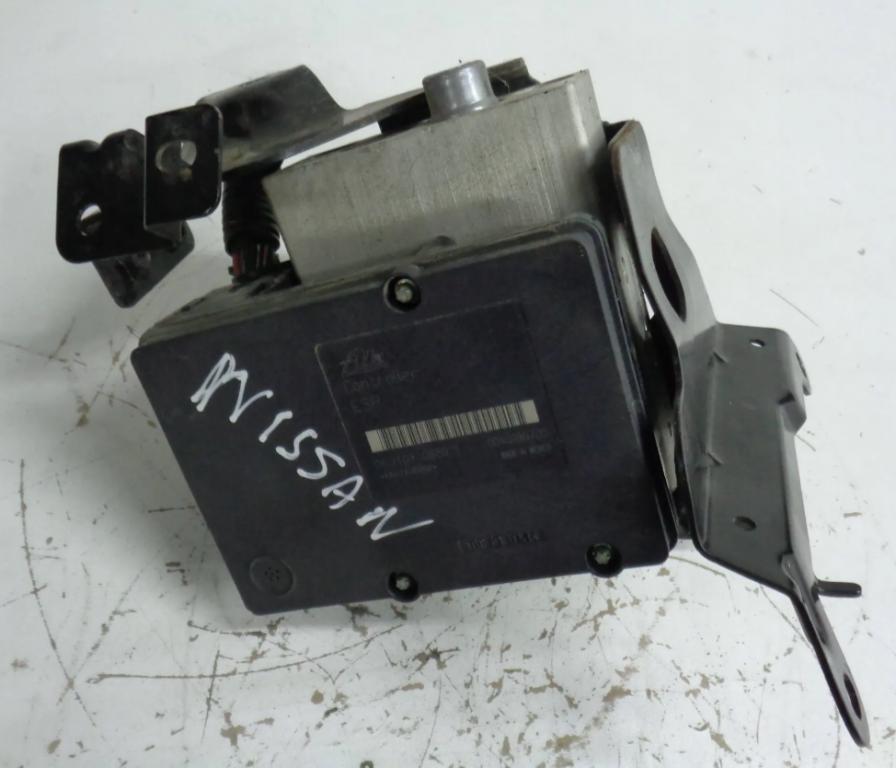 Nissan PATHFINDER III (R51) 2005 - 2022    2.5 dCi 4WD 126 kW  Pumpa ABS 47660EB60A 00404907D0