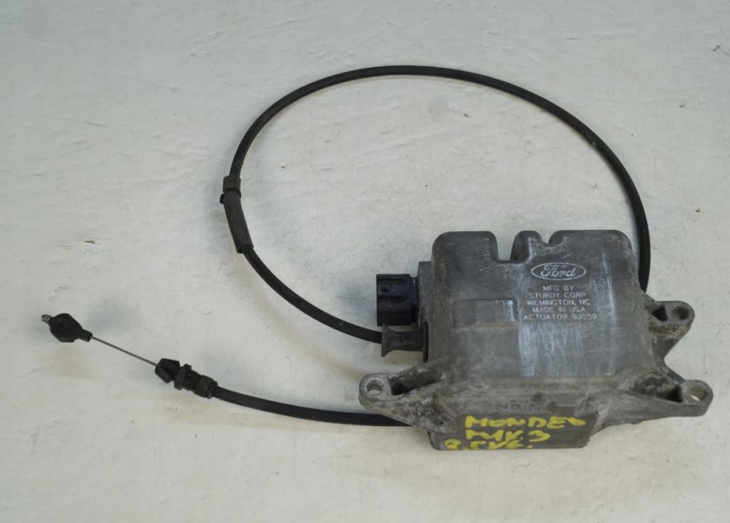 Ford Mondeo Mk3 2000-2007 sedan 2.5 V6 petrol MT 125 kW 2004  modul IMRC 9J559
