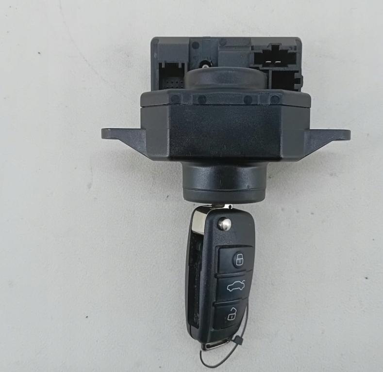 Audi A6 C6 2004-2011 sedan 2.0 TDI diesel MT 103 kW 2008 Spínacia skrinka 4F0909131D