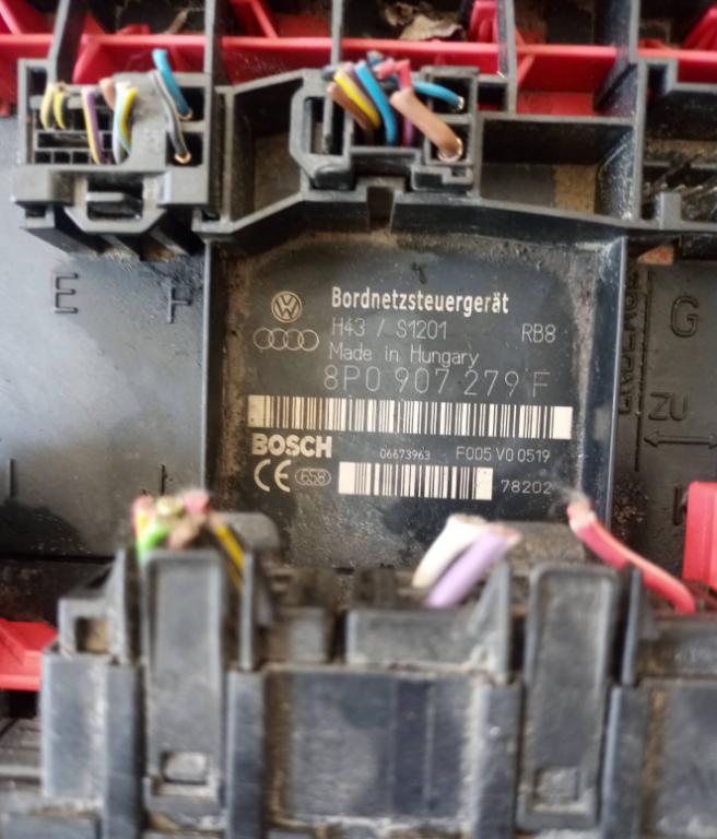 Audi A3 8P 2003-2012 hatchback 1.6 8v petrol MT 75 kW 2005  Modul komfortu 8P0907279F
