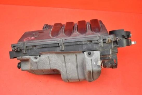 Mercedes B W245 2005-2011  2.0 CDI diesel 80 kW 2005  Obal filtra vzduchu A6400900701 