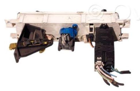 Ford Transit 2000-2006 2.4 TDDI diesel 70 kW 2000  Panel kúrenia/klimatizácie YC1H18D451A YC1H18K381CC