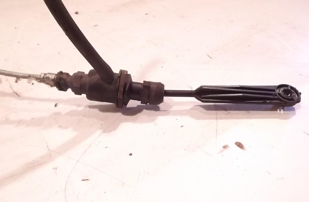 Renault Laguna III 2007-2015 hatchback 1.5 DCI diesel MT 81 kW 2007  Rúrka chladenia oleja 308510003R