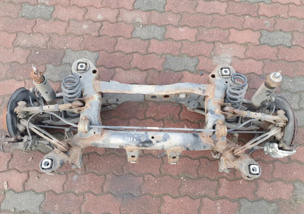 BMW 3 E90 2005-2013 1.8D 105 kW 2008  Náprava zadná