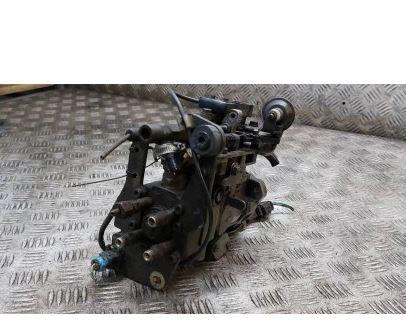 Peugeot 106 hatchback 1.5 D diesel MT 42 kW 1999  Vstrekovacie čerpadlo 0460484142