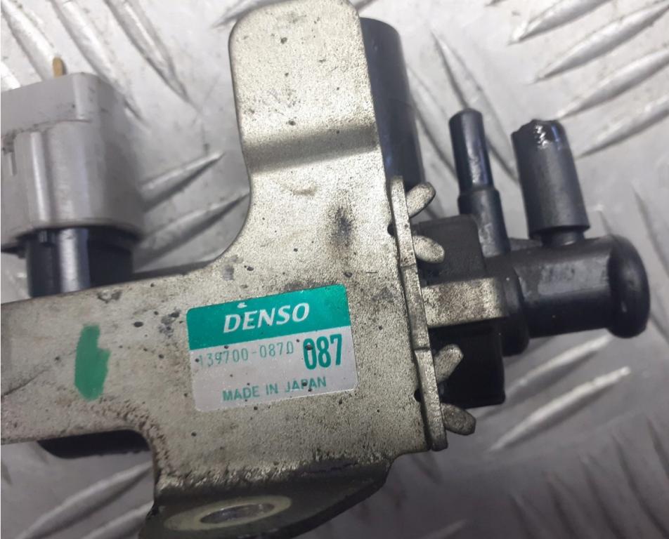 Honda Accord VII 2002-2008 sedan 2.2 I-CTDI diesel MT 103 kW 2004  Podtlakový ventil 139700-0870