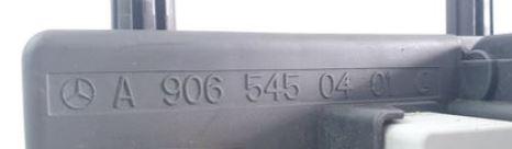 Volkswagen Crafter 2006-2016 hatchback 2.5 TDI diesel MT 100 kW 2006  Poistková skrinka A9065452501 A9065450501 A9064420500